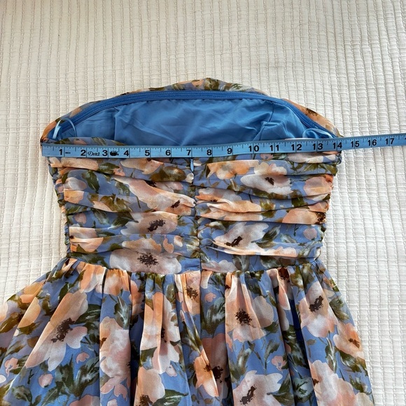Fashion Nova Sophia Chiffon Pastel Floral Strapless Maxi Dress Blue Size Small - Picture 9 of 13